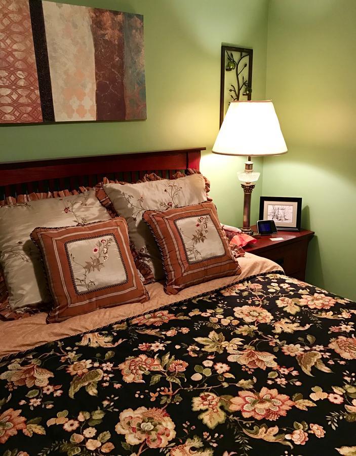 Yellow Door Bed And Breakfast Fort Erie Εξωτερικό φωτογραφία